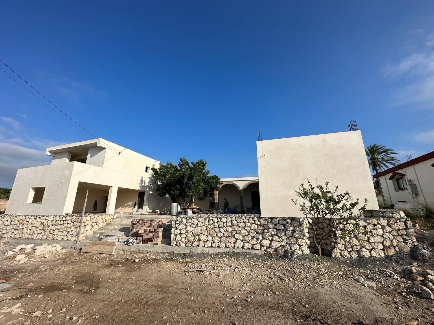 Öncesi — Modern Villa inşaat halinde, Mehmetçik